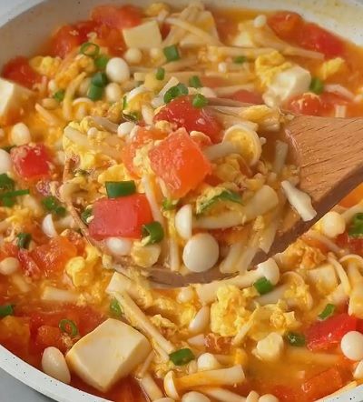 Canh đậu hũ non cà chua nấm