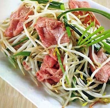 Thịt bò xào giá hẹ