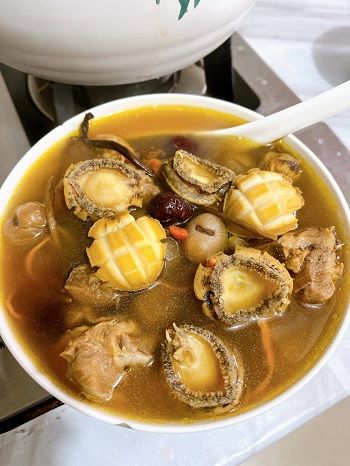 Súp bào ngư nấm đông cô